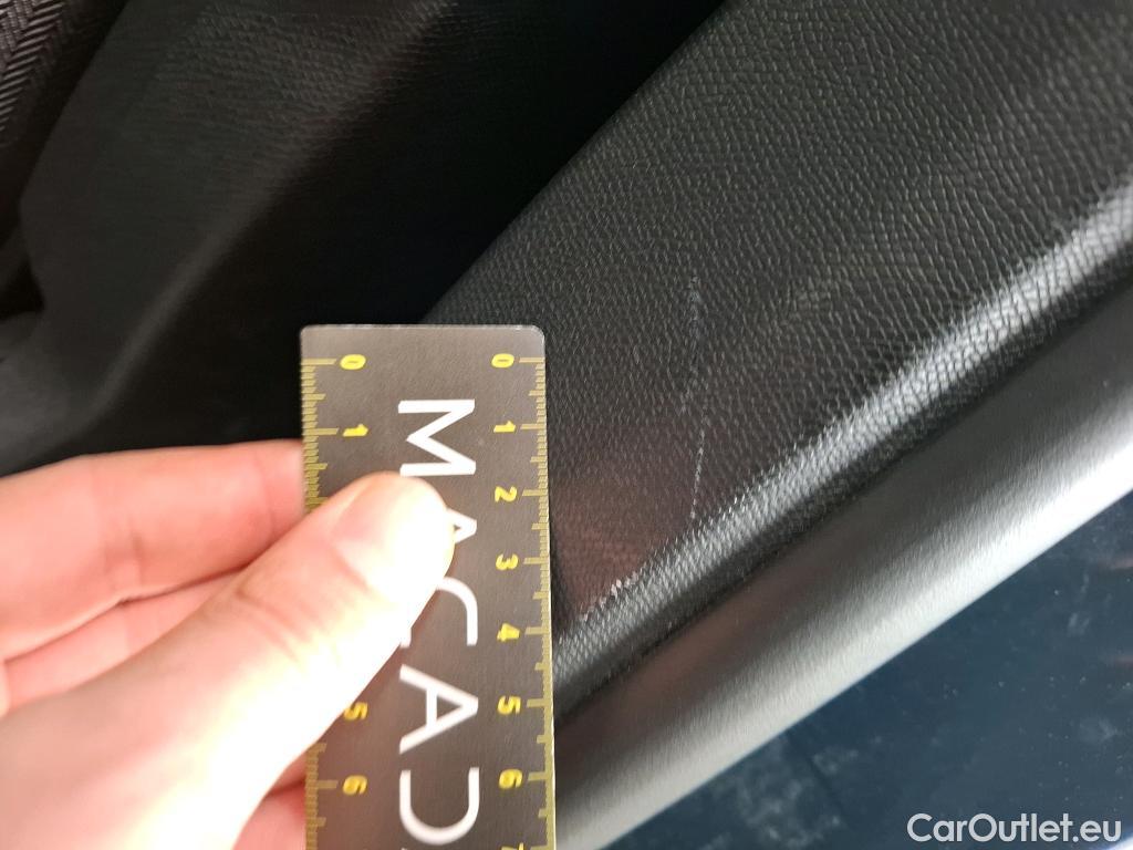  Peugeot  5008 PEUGEOT  / 2020 / 5P / SUV PureTech 130 S&S EAT8 Allure Pack #24