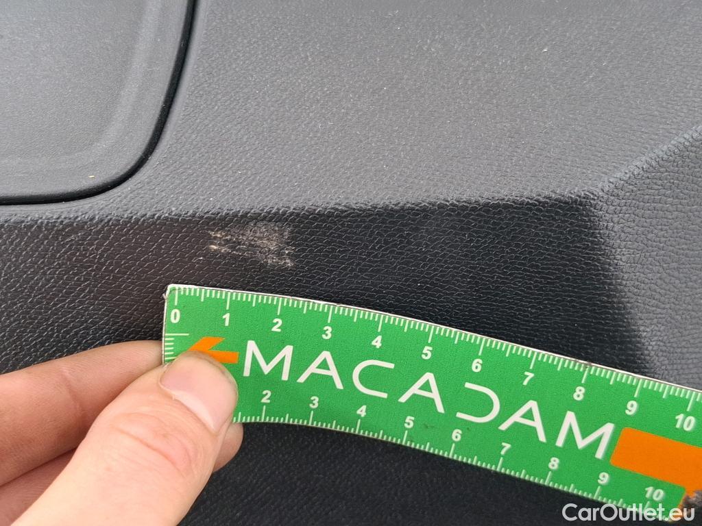  Peugeot  3008  Allure Pack 1.5 HDi 130CV BVM6 E6d #36