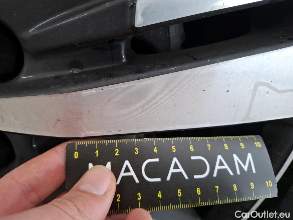  Peugeot  5008 PEUGEOT  / 2020 / 5P / SUV PureTech 130 S&S EAT8 Allure Pack #14