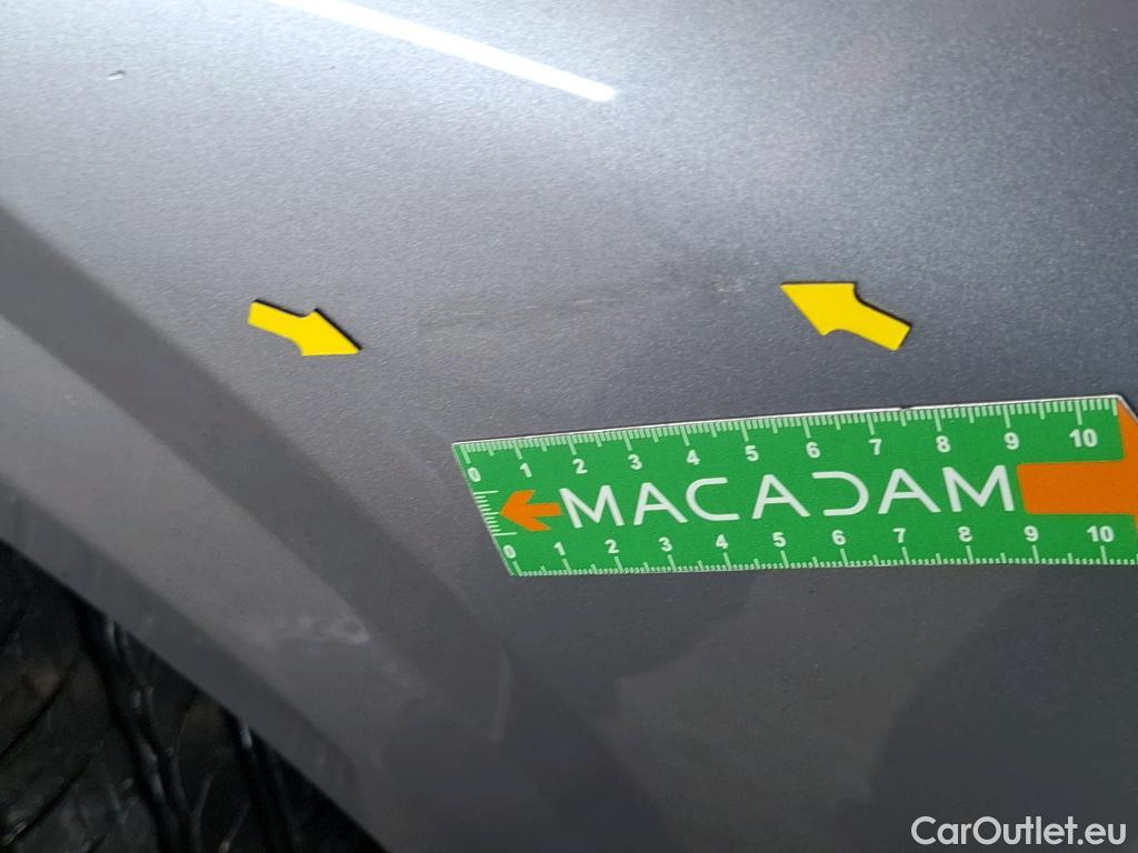  Peugeot  208  Allure 1.2 PureTech 130CV BVA8 E6d #27