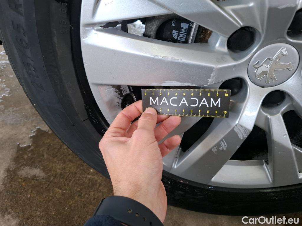  Peugeot  5008  Active Pack 1.2 PureTech 130CV BVA8 7 Sieges E6d #25