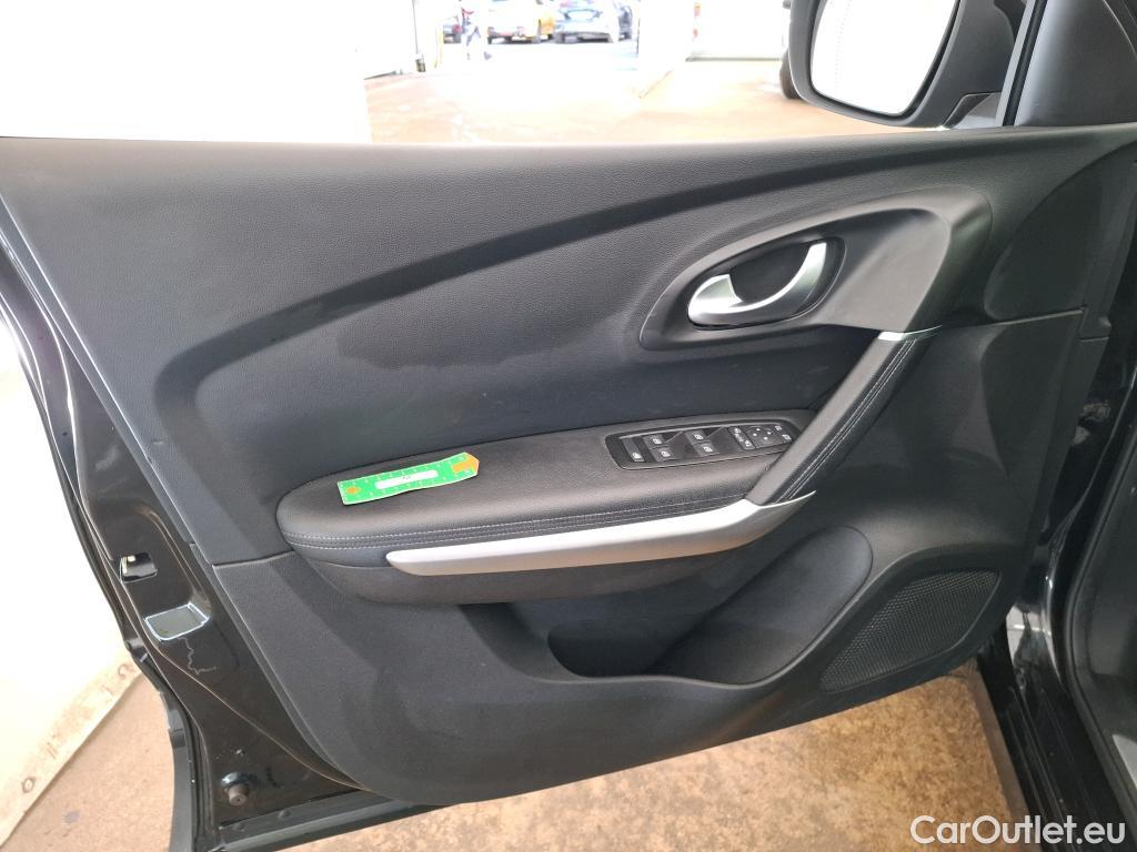  Renault  Kadjar RENAULT  / 2018 / 5P / Crossover Intens TCe 160 FAP #7