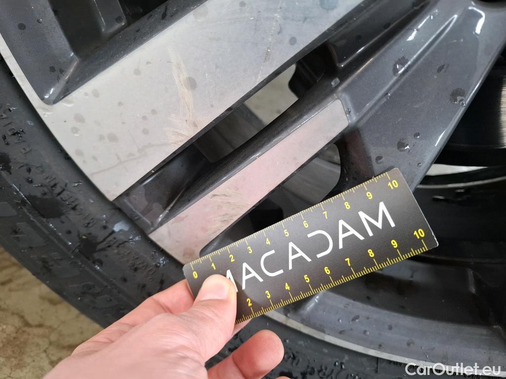  Peugeot  5008 PEUGEOT  / 2020 / 5P / SUV PureTech 130 S&S EAT8 Allure Pack #16