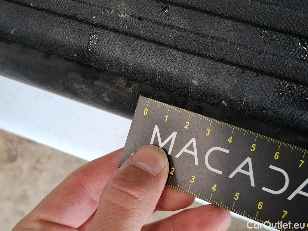  Peugeot  2008  Allure Pack 1.5 HDi 130CV BVA8 E6d #4