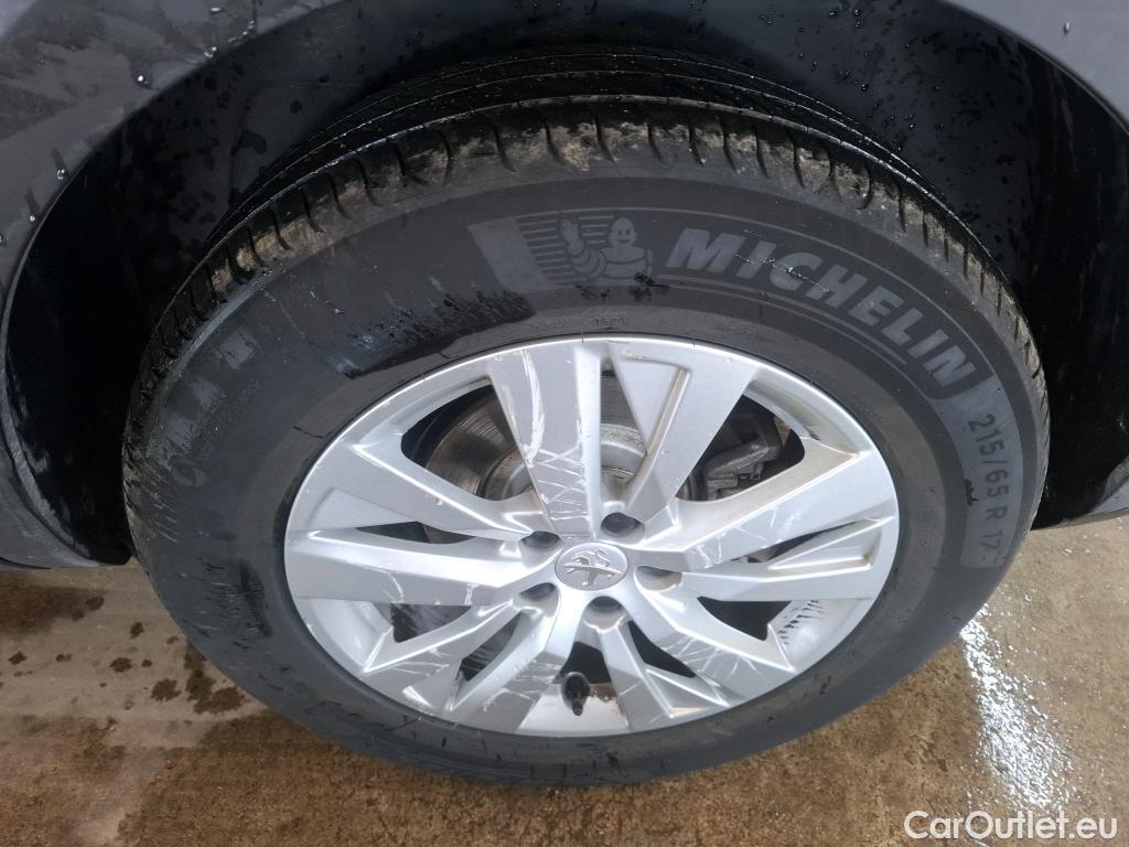  Peugeot  5008  Active Pack 1.2 PureTech 130CV BVA8 7 Sieges E6d #16