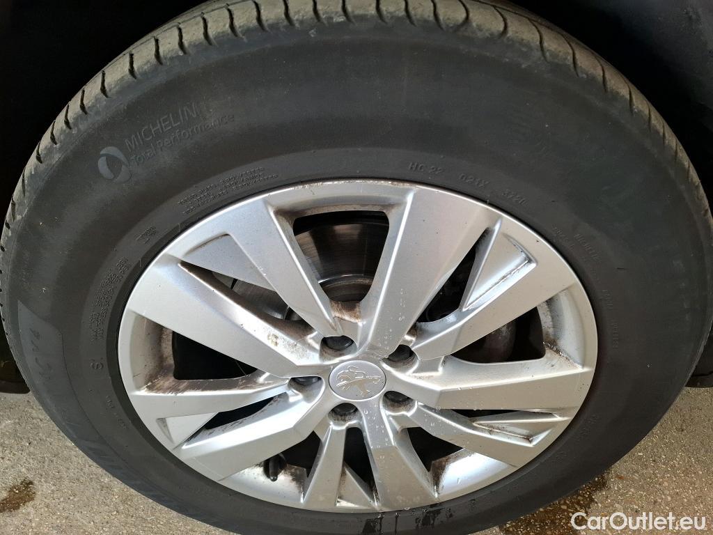  Peugeot  5008  Active Business 1.2 PureTech 130CV BVA8 7 Sieges E6d #35