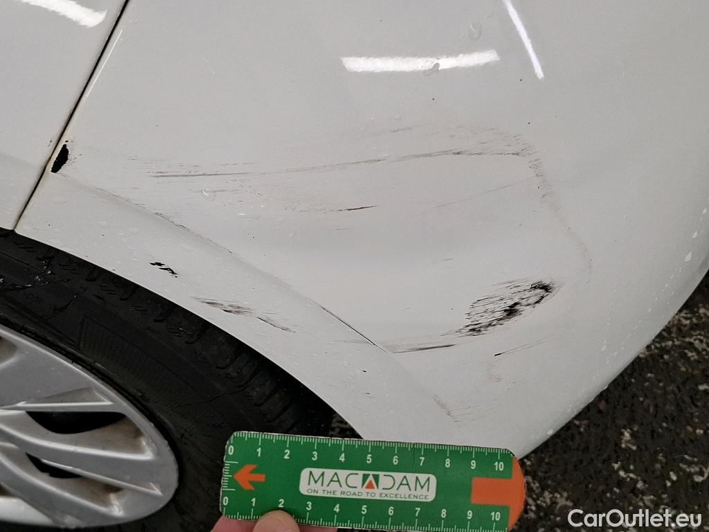  Peugeot  208  Affaire Premium Pack 1.6 HDi 100CV BVM5 E6 #11