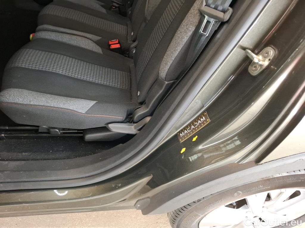  Peugeot  5008  Active Business 1.2 PureTech 130CV BVA8 7 Sieges E6d #48