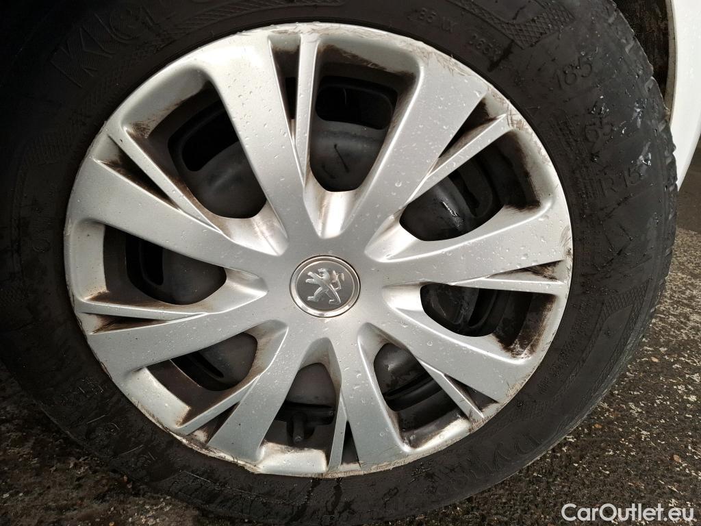  Peugeot  208  Affaire Premium Pack 1.6 HDi 100CV BVM5 E6 #25