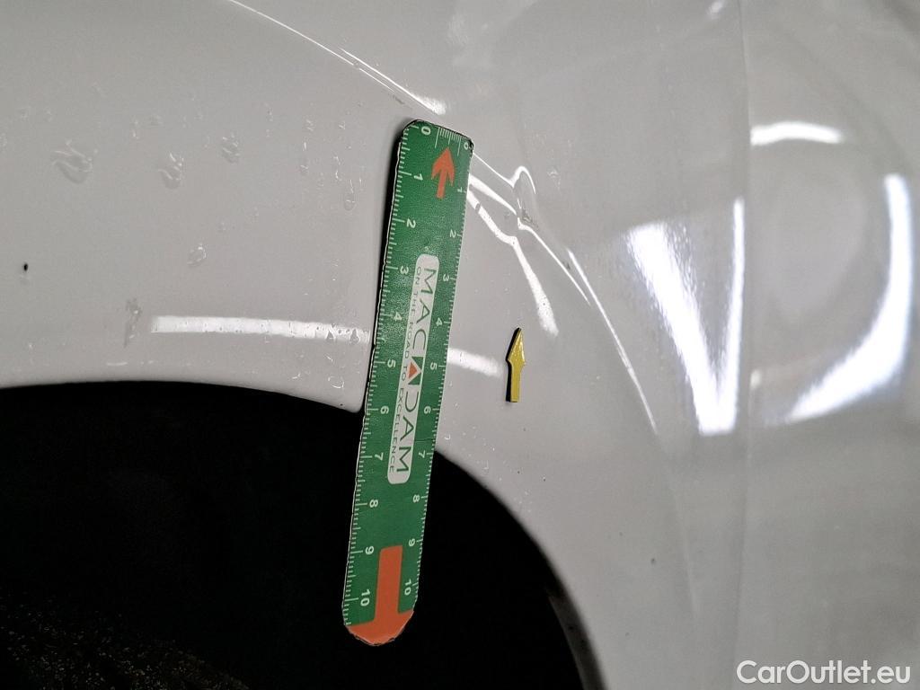  Peugeot  208  Affaire Premium Pack 1.6 HDi 100CV BVM5 E6 #7