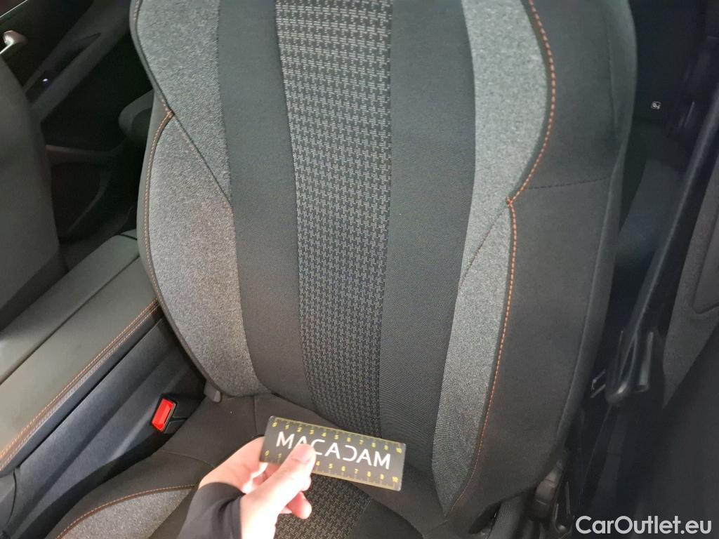  Peugeot  5008  Active Business 1.2 PureTech 130CV BVA8 7 Sieges E6d #64