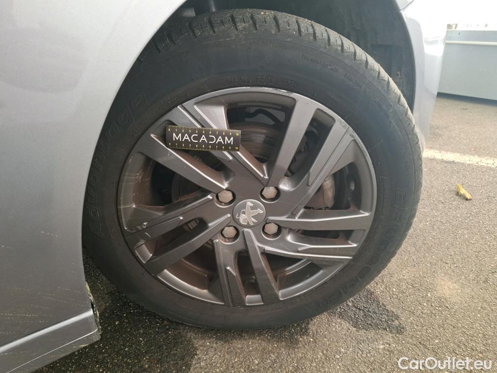  Peugeot  208  Style 1.2 PureTech 100CV BVA8 E6d #1