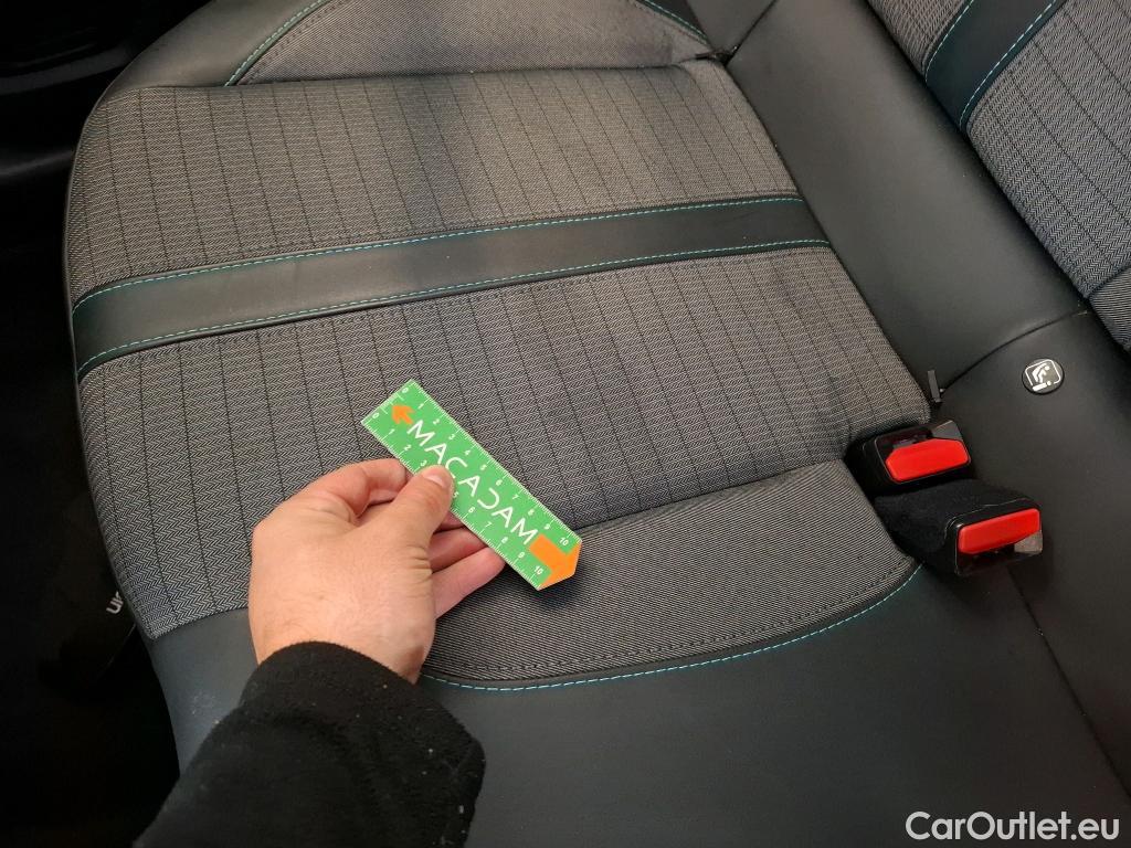  Peugeot  208  Allure 1.2 PureTech 130CV BVA8 E6d #49