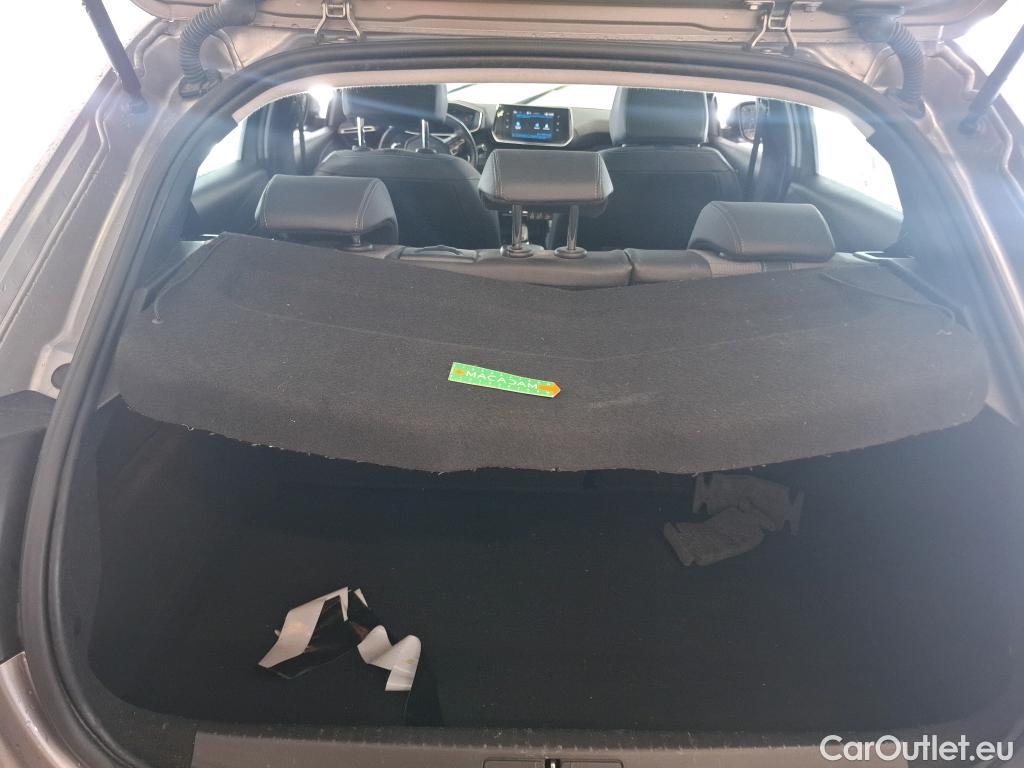  Peugeot  208  Allure 1.2 PureTech 130CV BVA8 E6d #31