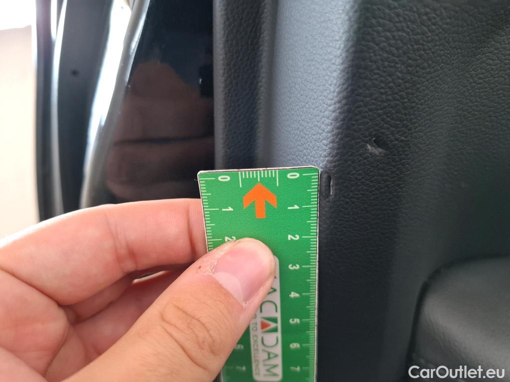  Renault  Kadjar RENAULT  / 2018 / 5P / Crossover Intens TCe 160 FAP #8