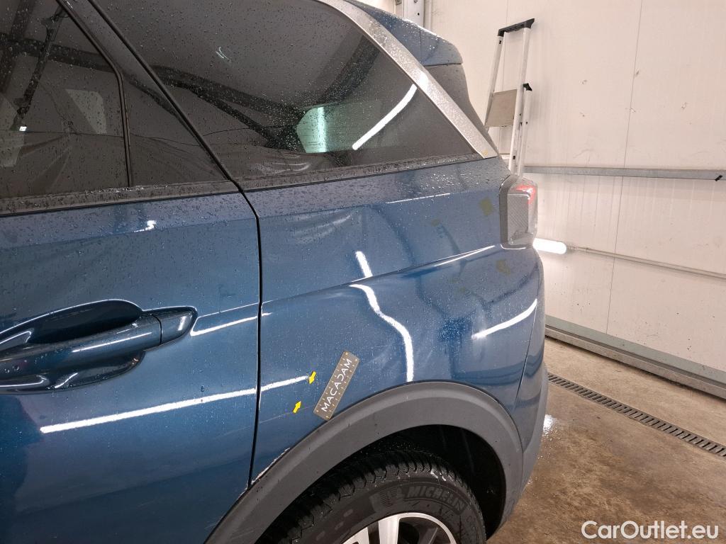  Peugeot  5008 PEUGEOT  / 2020 / 5P / SUV PureTech 130 S&S EAT8 Allure Pack #3