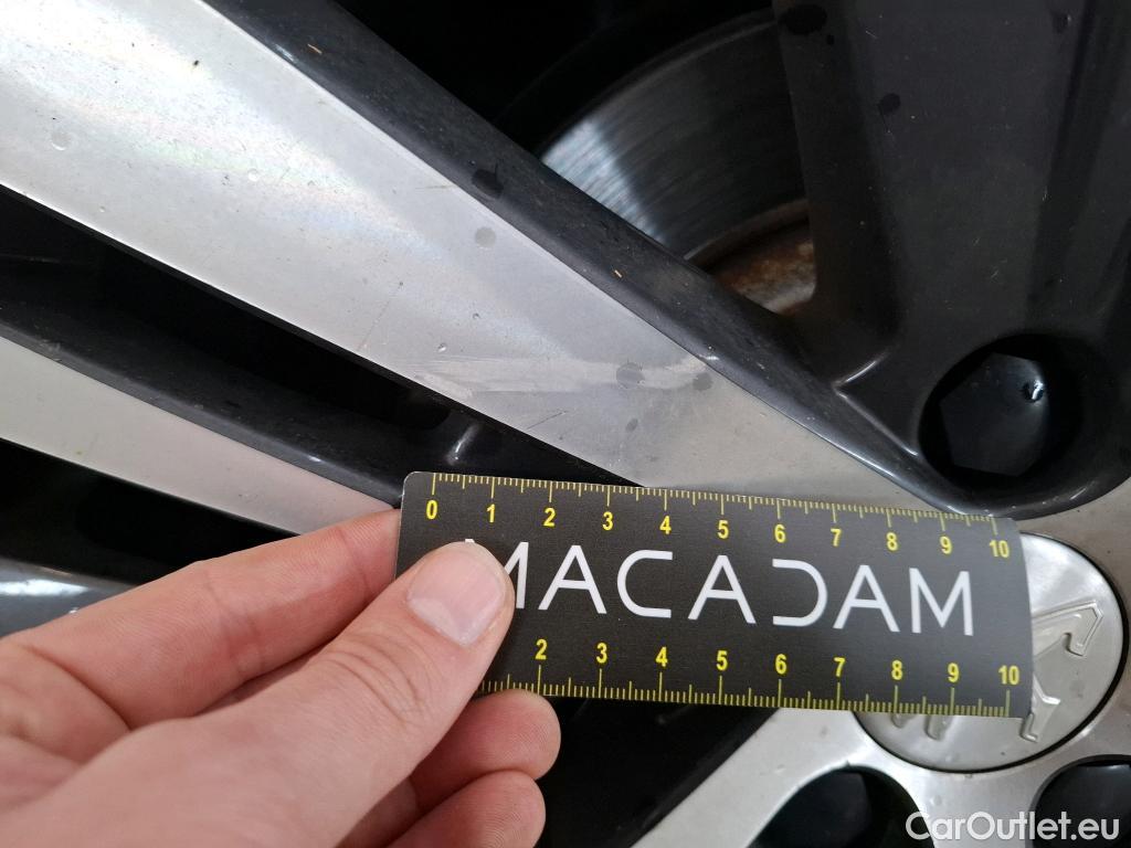  Peugeot  5008 PEUGEOT  / 2020 / 5P / SUV PureTech 130 S&S EAT8 Allure Pack #18