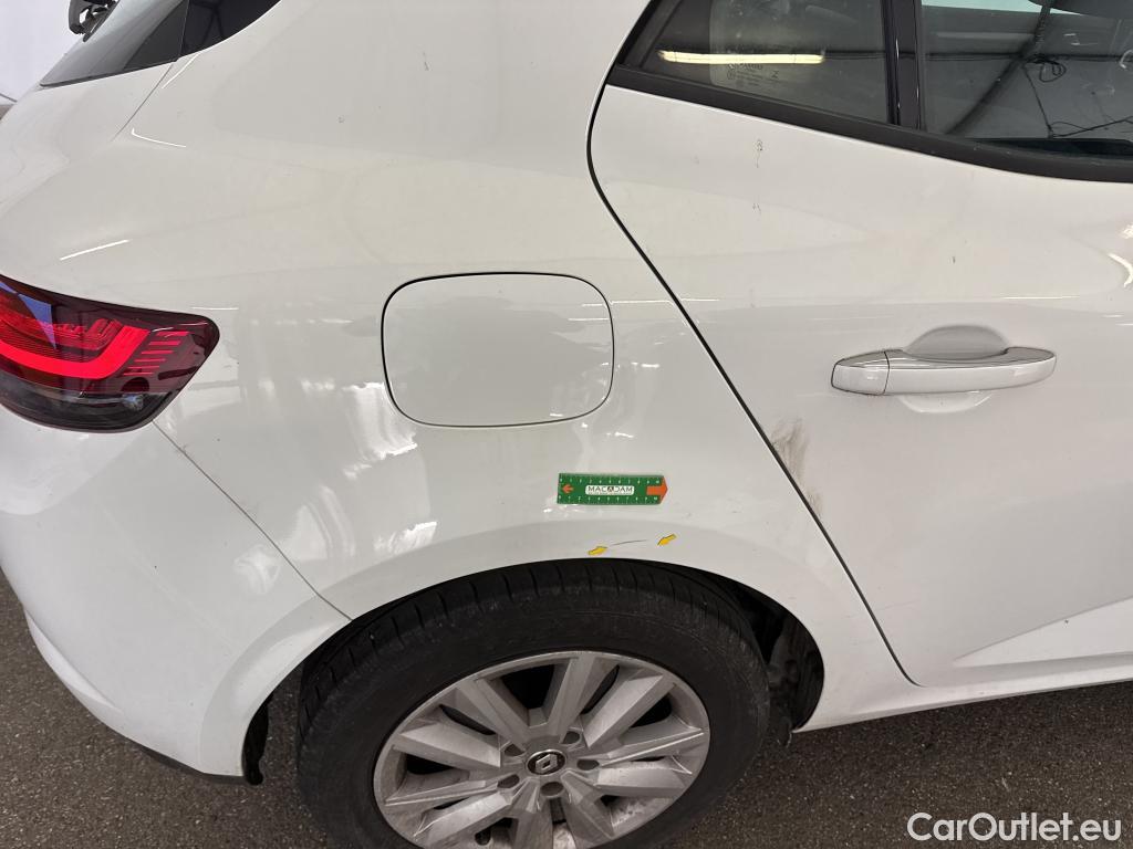  Renault  Megane RENAULT Mégane Berline / 2020 / 5P / Berline Business TCe 115 FAP / TRANSFO VP VF #24