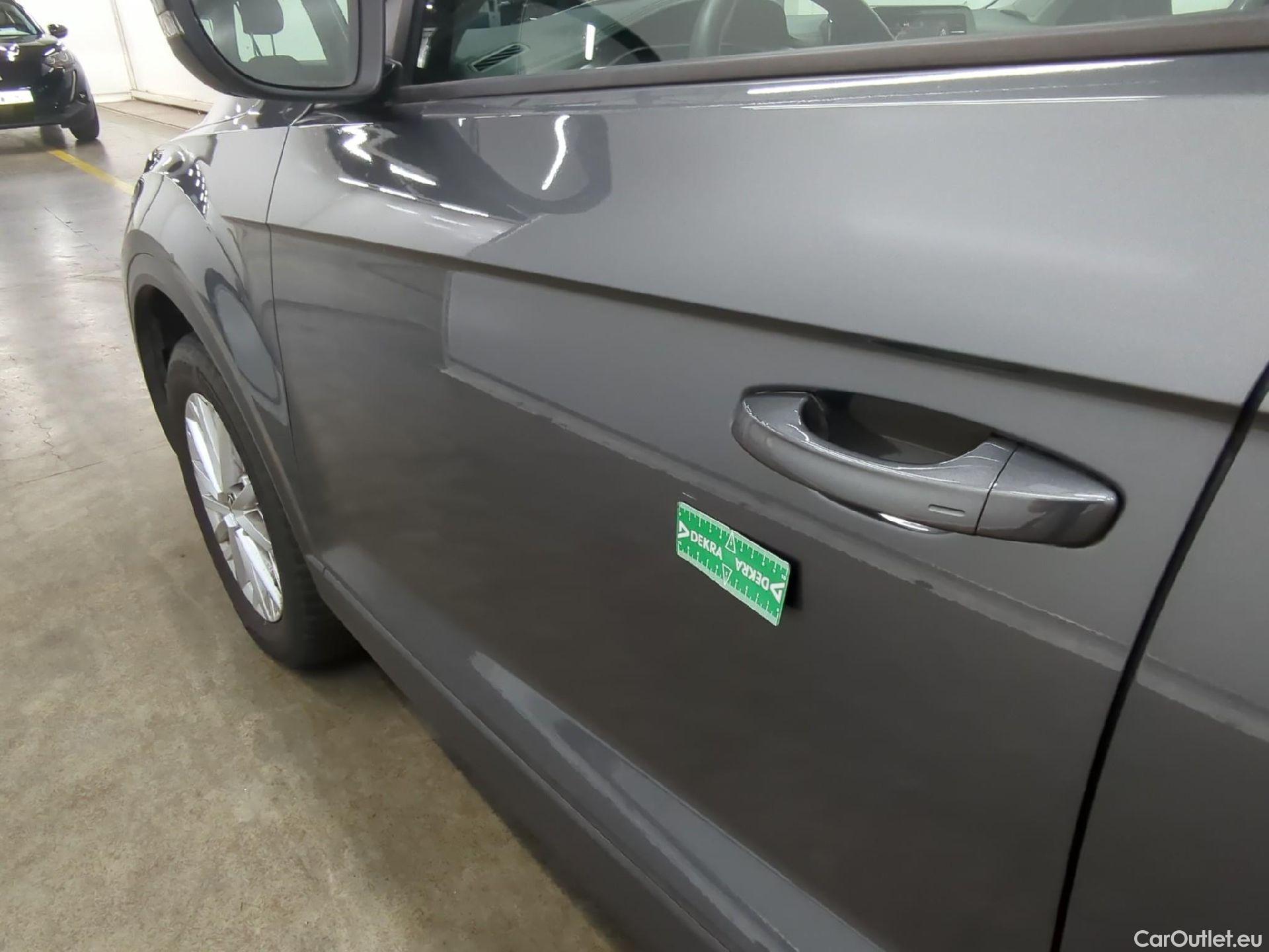  Volkswagen  T-ROC  Life Plus 2.0 TDI 115CV BVM6 E6d #23