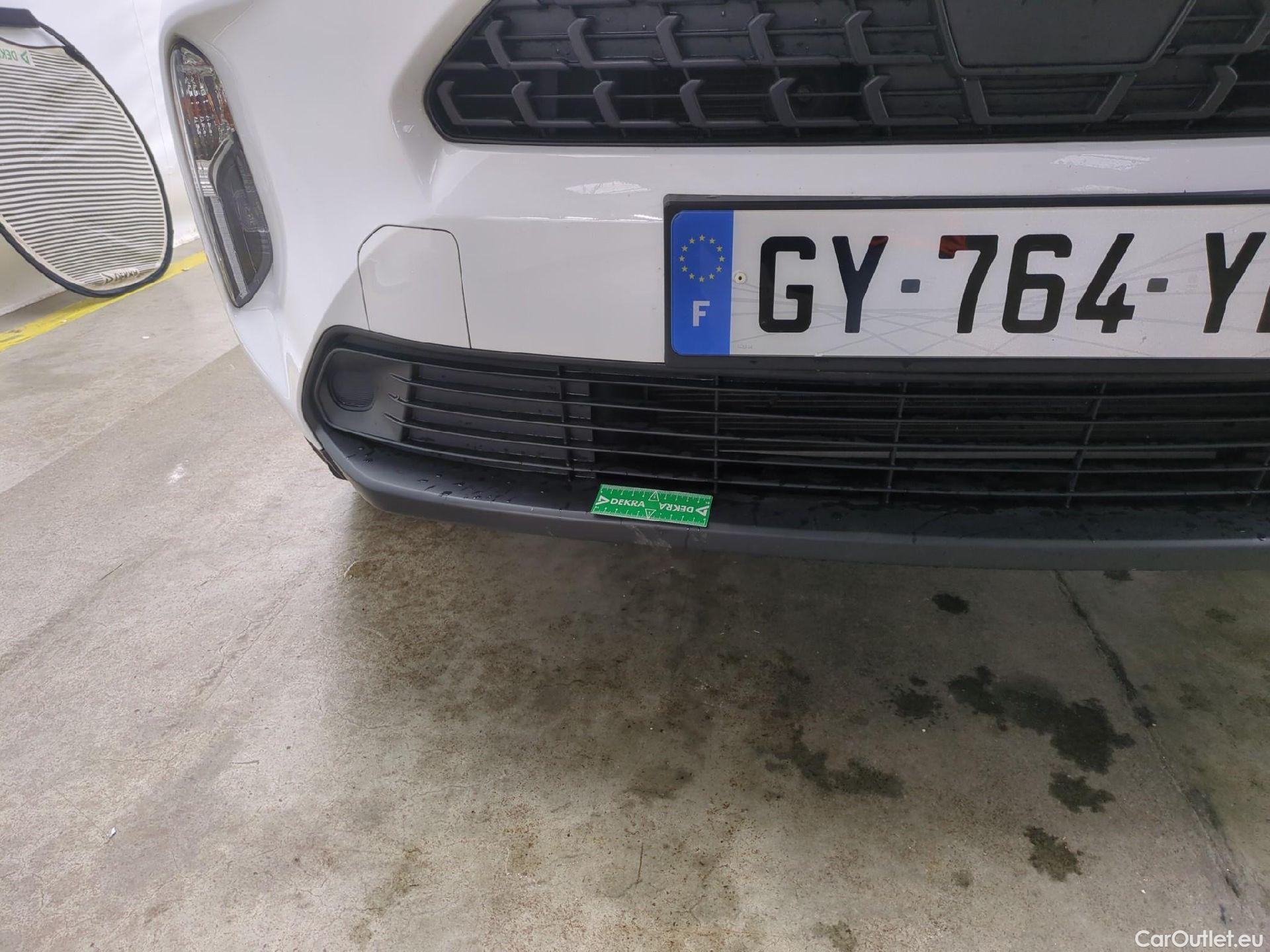  Toyota  Yaris Cross TOYOTA  Hybride / 2021 / 5P / SUV 1.5 HYBRID 116H DYNAMIC AUTO #12