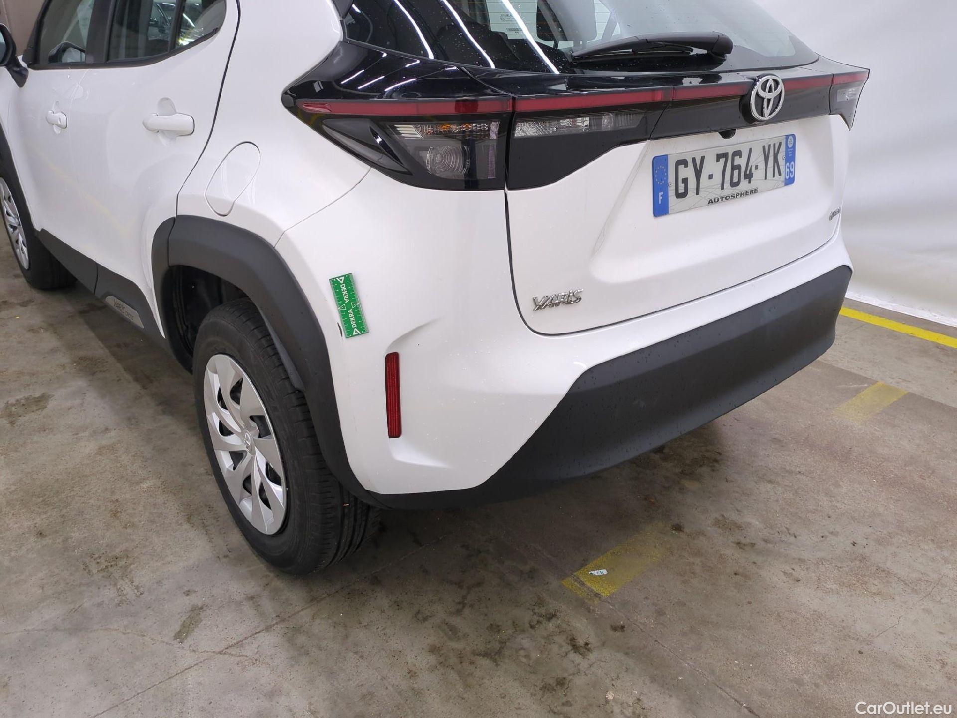  Toyota  Yaris Cross TOYOTA  Hybride / 2021 / 5P / SUV 1.5 HYBRID 116H DYNAMIC AUTO #14