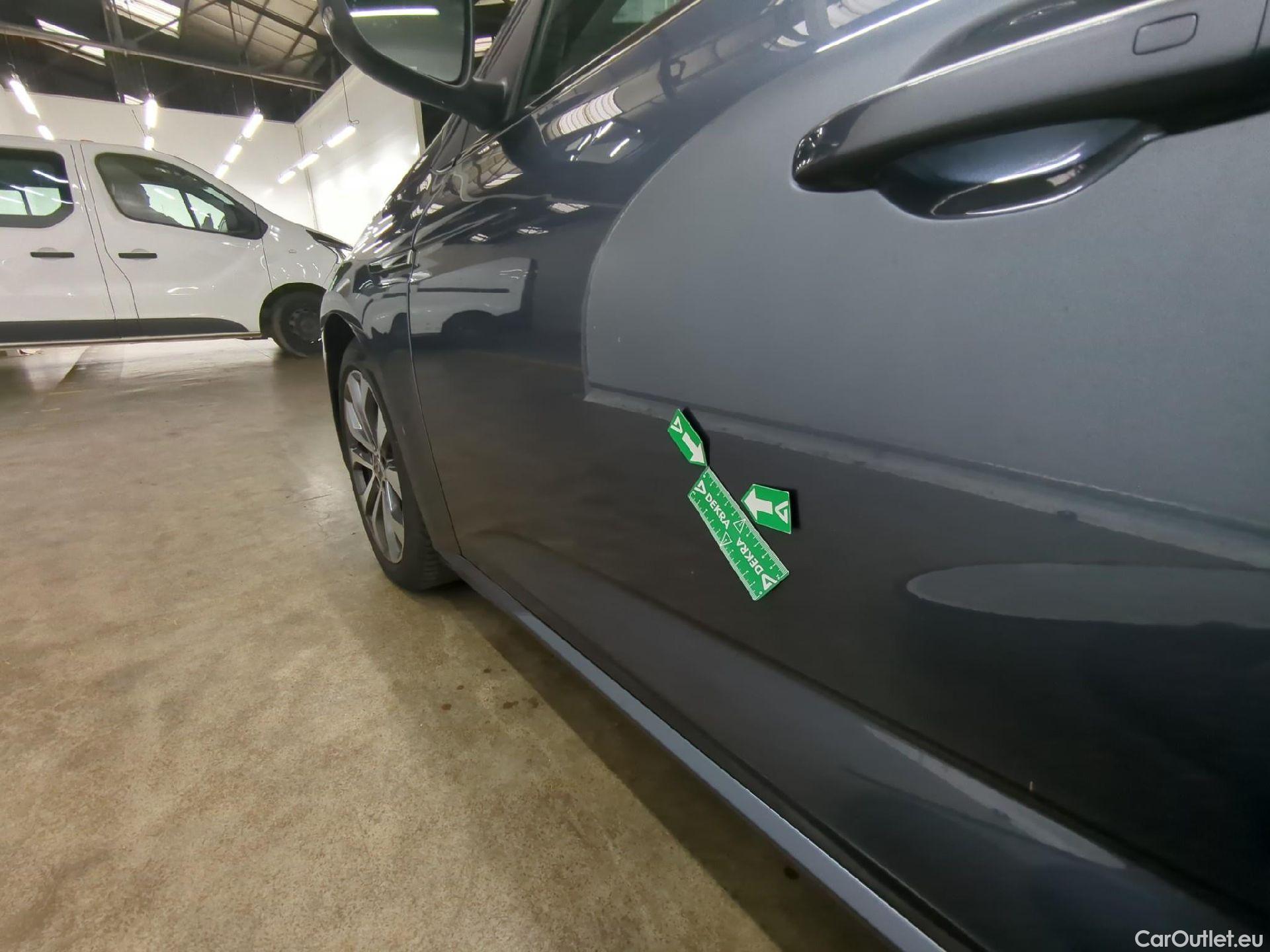  Renault  Megane  IV Berline 5 ptes. Techno 1.5 dCi 115CV BVA7 E6d #27