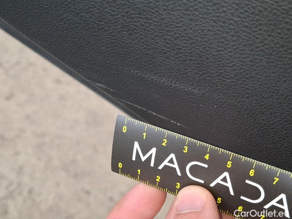  Renault  Megane  IV Berline 5pt. Société Air Nav 1.5 dCi 90CV BVM6 E6 #16