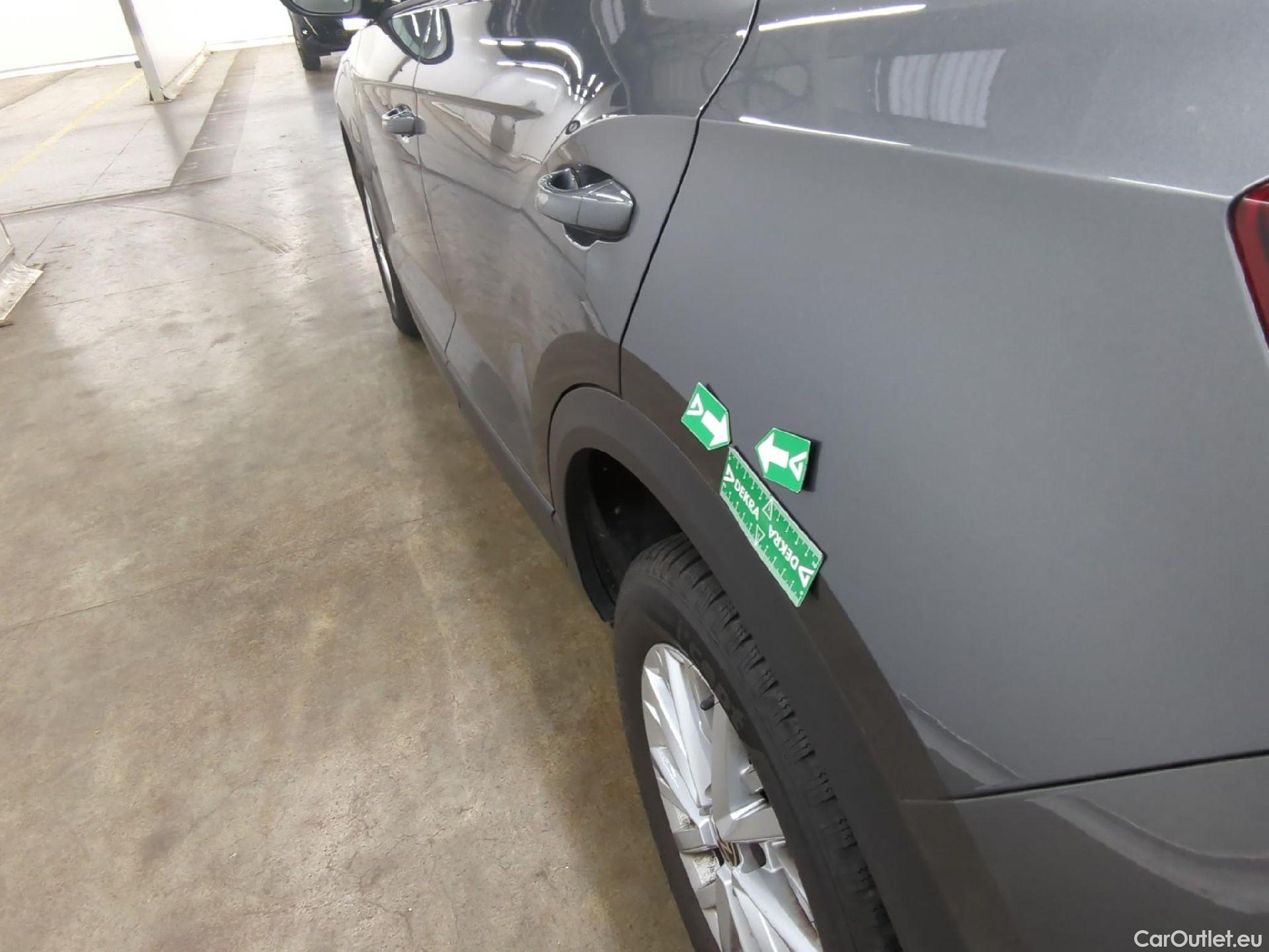  Volkswagen  T-ROC  Life Plus 2.0 TDI 115CV BVM6 E6d #25