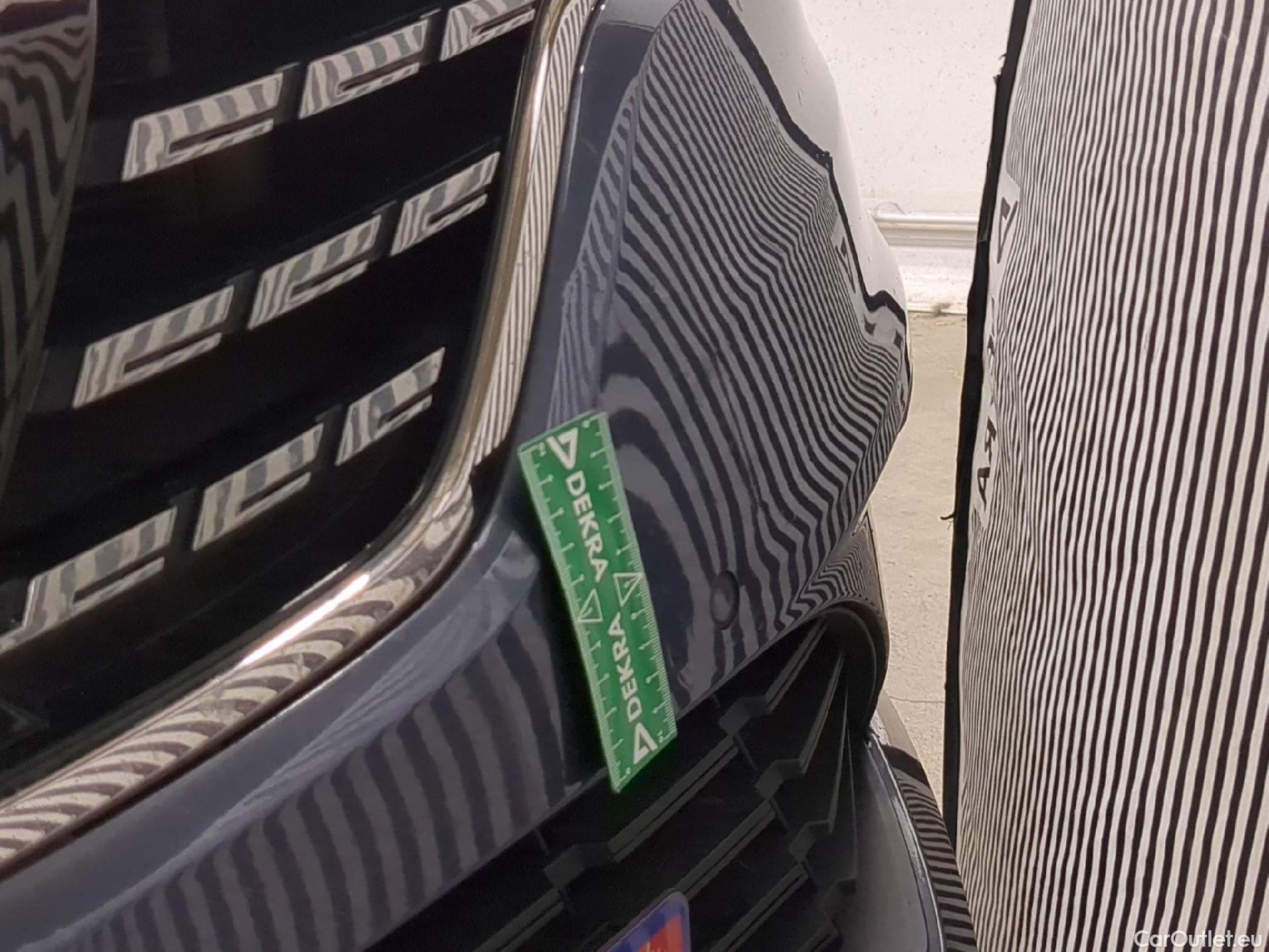  Renault  Megane  IV Berline 5 ptes. Techno 1.5 dCi 115CV BVA7 E6d #24