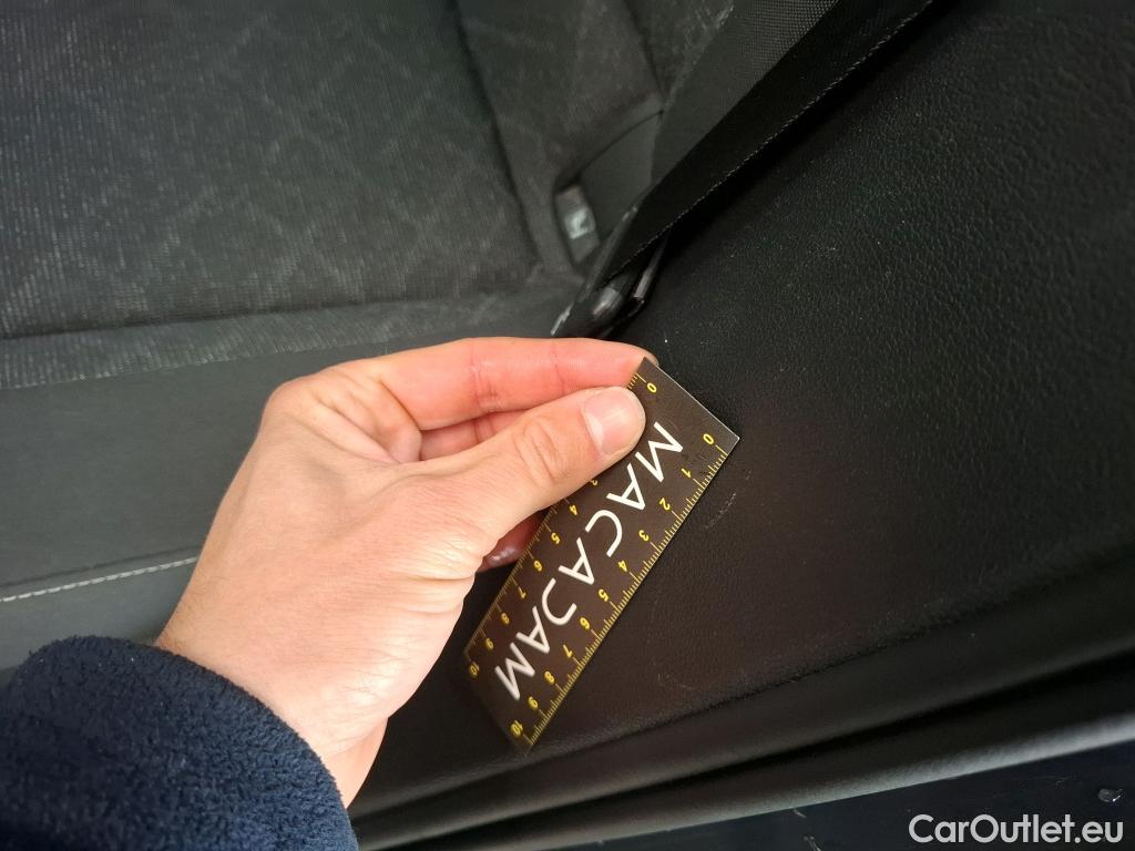  Volkswagen  Golf  VOLKSWAGEN / 2020 / 5P / Berline 2.0 TDI SCR 150 DSG7 Life Busi 1st #13