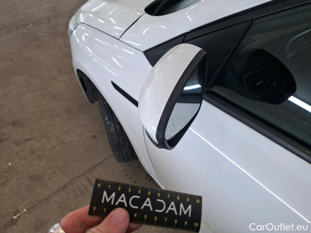  Renault  Megane  IV Berline 5pt. Société Air Nav 1.5 dCi 90CV BVM6 E6 #1