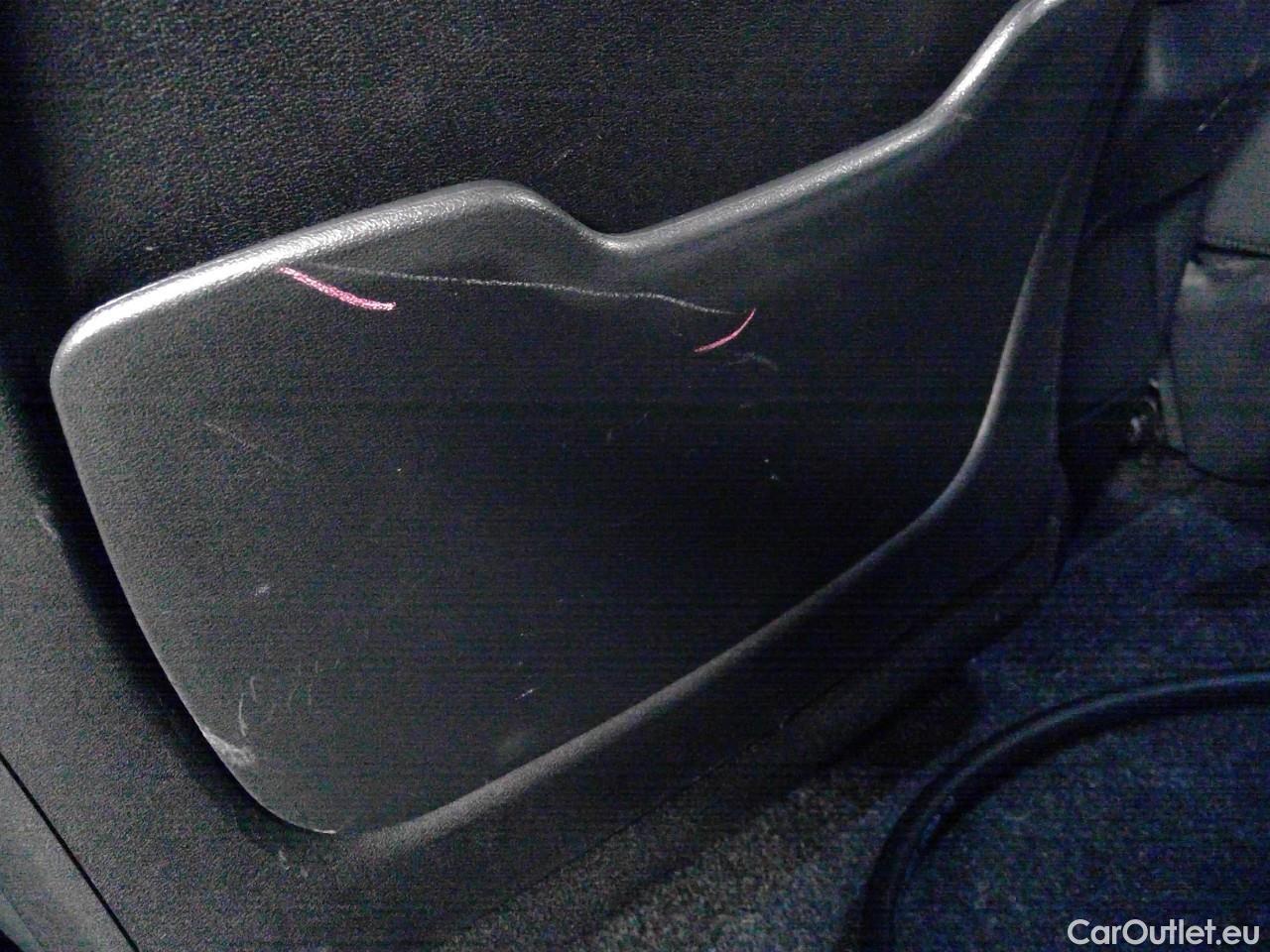  KIA  Ev6  77.4kWh 325 Plus AWD #33