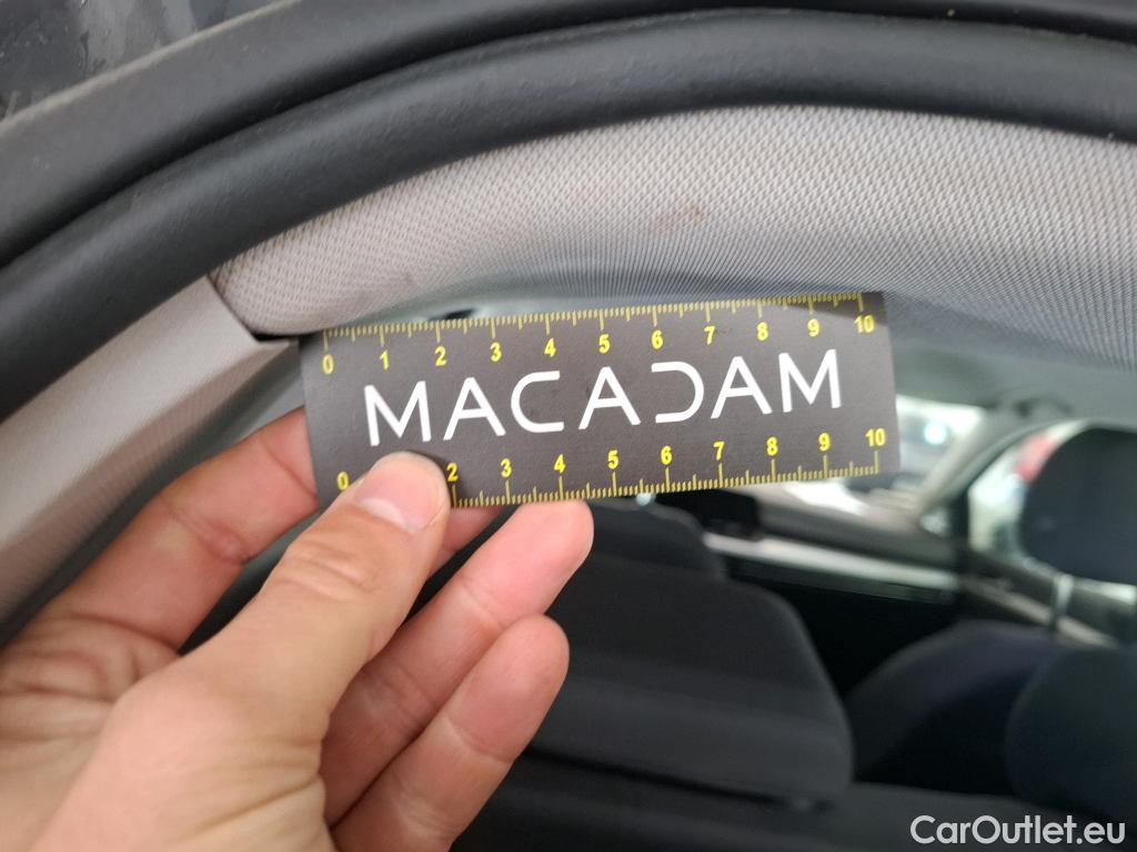  Volkswagen  Golf  VOLKSWAGEN / 2020 / 5P / Berline 2.0 TDI SCR 150 DSG7 Life Busi 1st #31