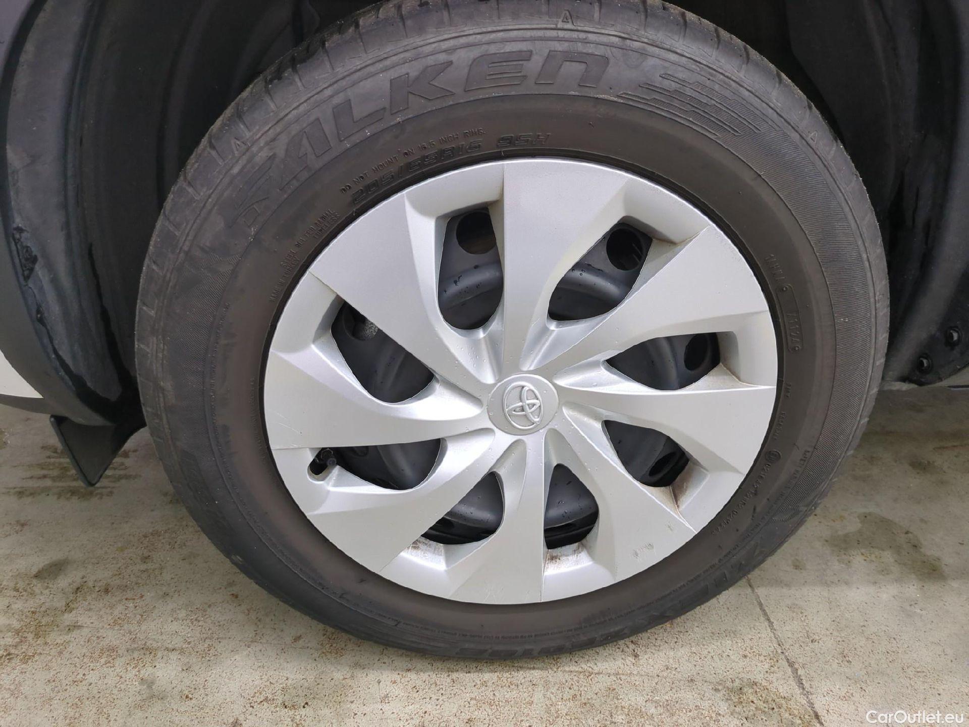  Toyota  Yaris Cross TOYOTA  Hybride / 2021 / 5P / SUV 1.5 HYBRID 116H DYNAMIC AUTO #1