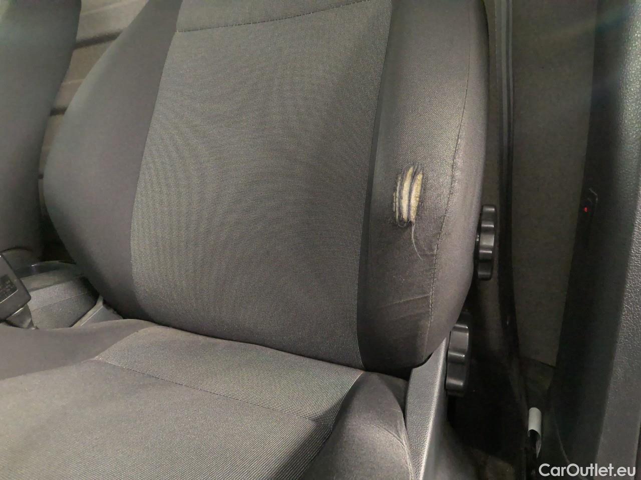  Volkswagen  Caddy  TDI 110 Maxi 4WD Aut. #19