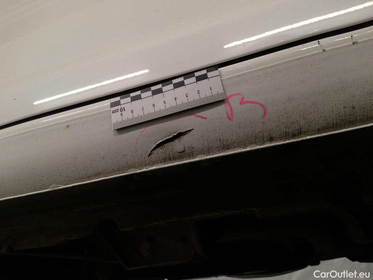  Volkswagen  Caddy  TDI 110 Maxi 4WD Aut. #6