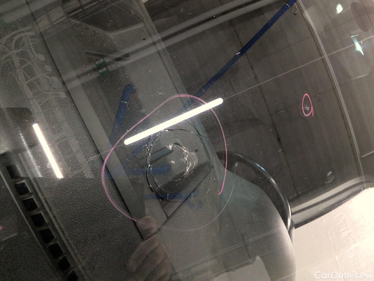  Volkswagen  Caddy  TDI 110 Maxi 4WD Aut. #20