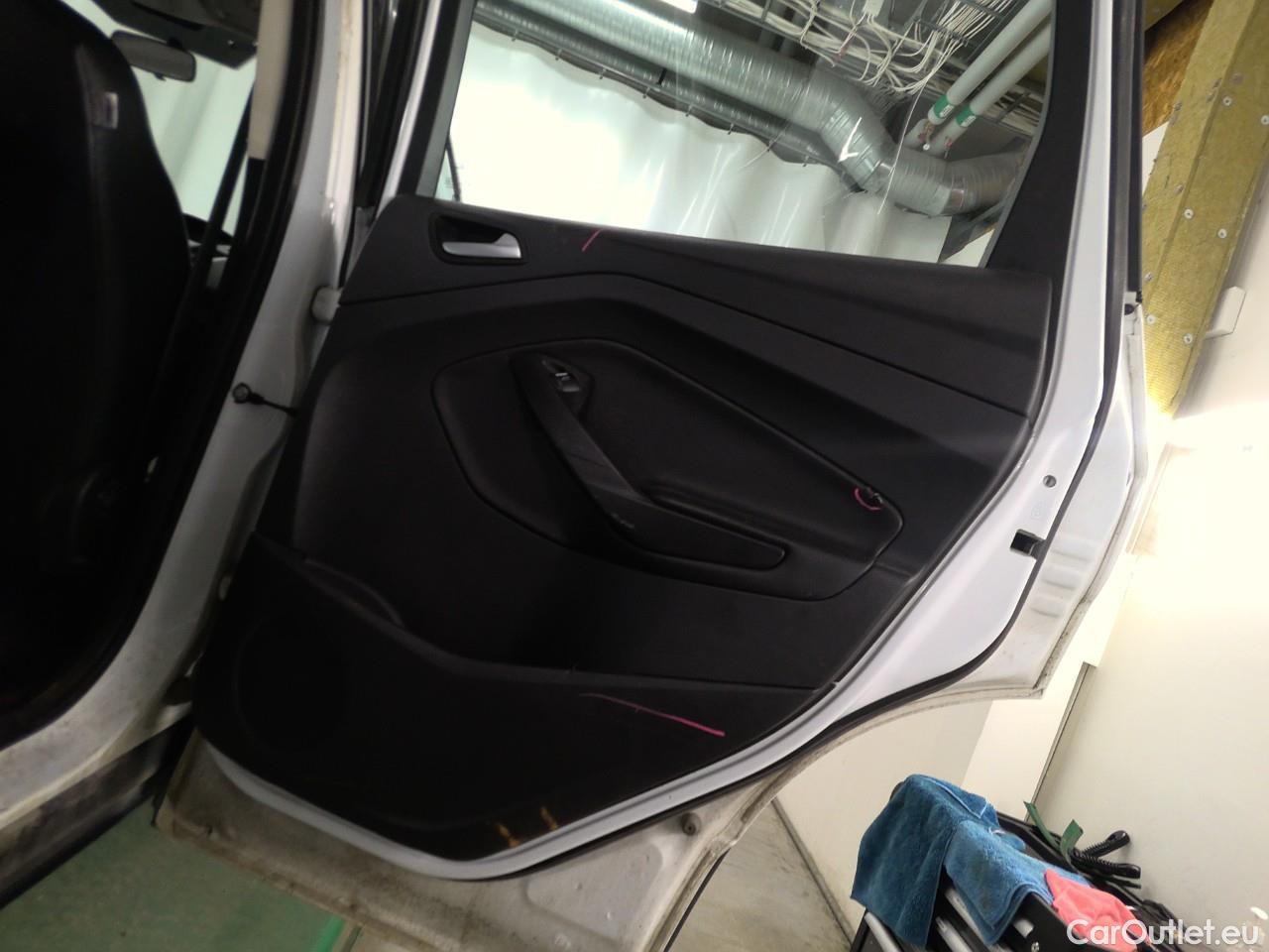  Ford  Kuga  TDCi 150 4WD Trend #9