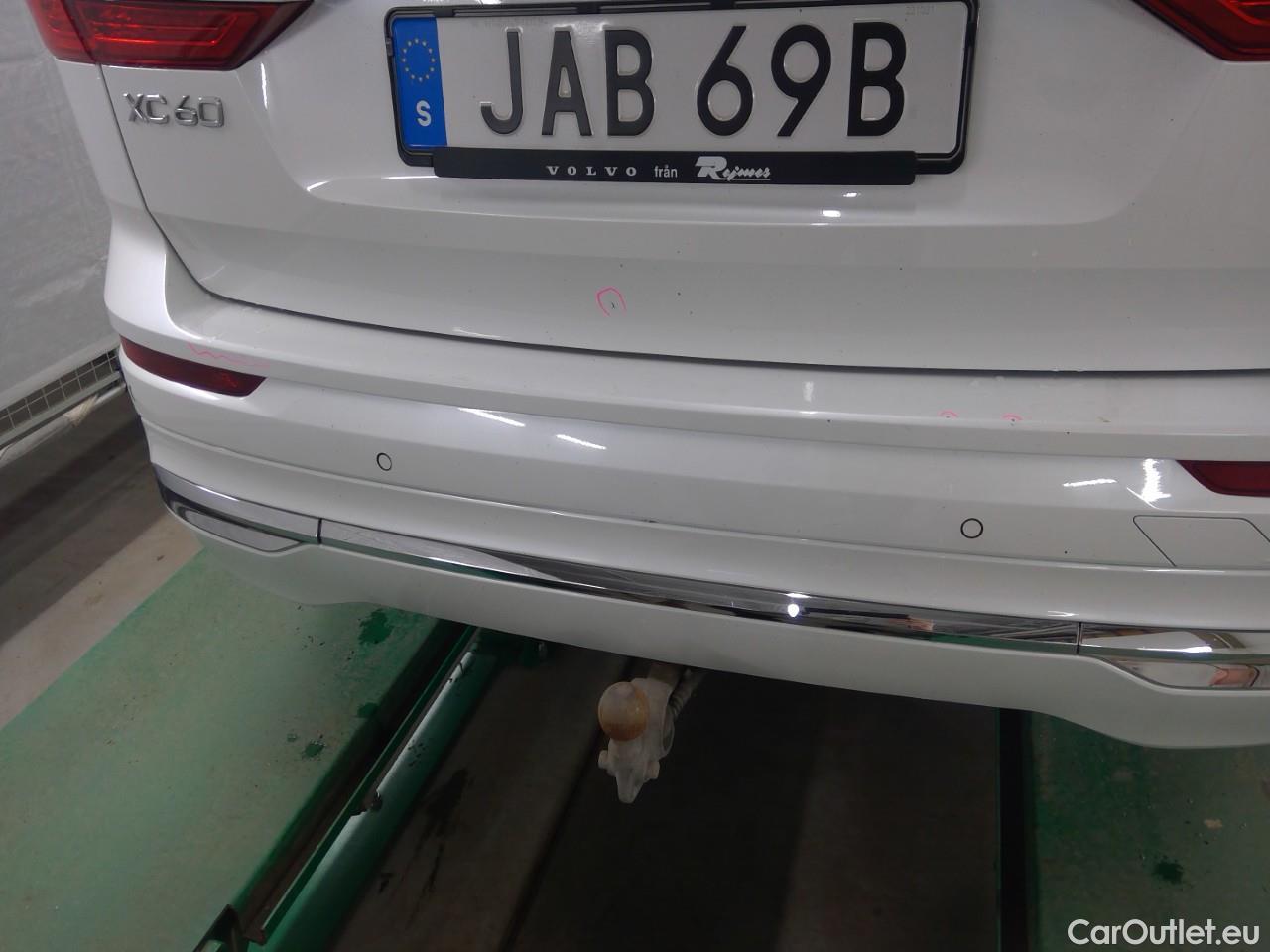  Volvo  XC60  T6 350 Co.Ed.Rec. AWD Aut #12