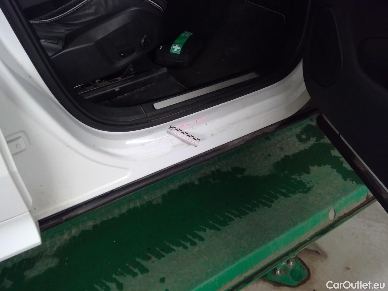  Volvo  XC60  T6 340 R-D. Rech. 4WD Aut #54