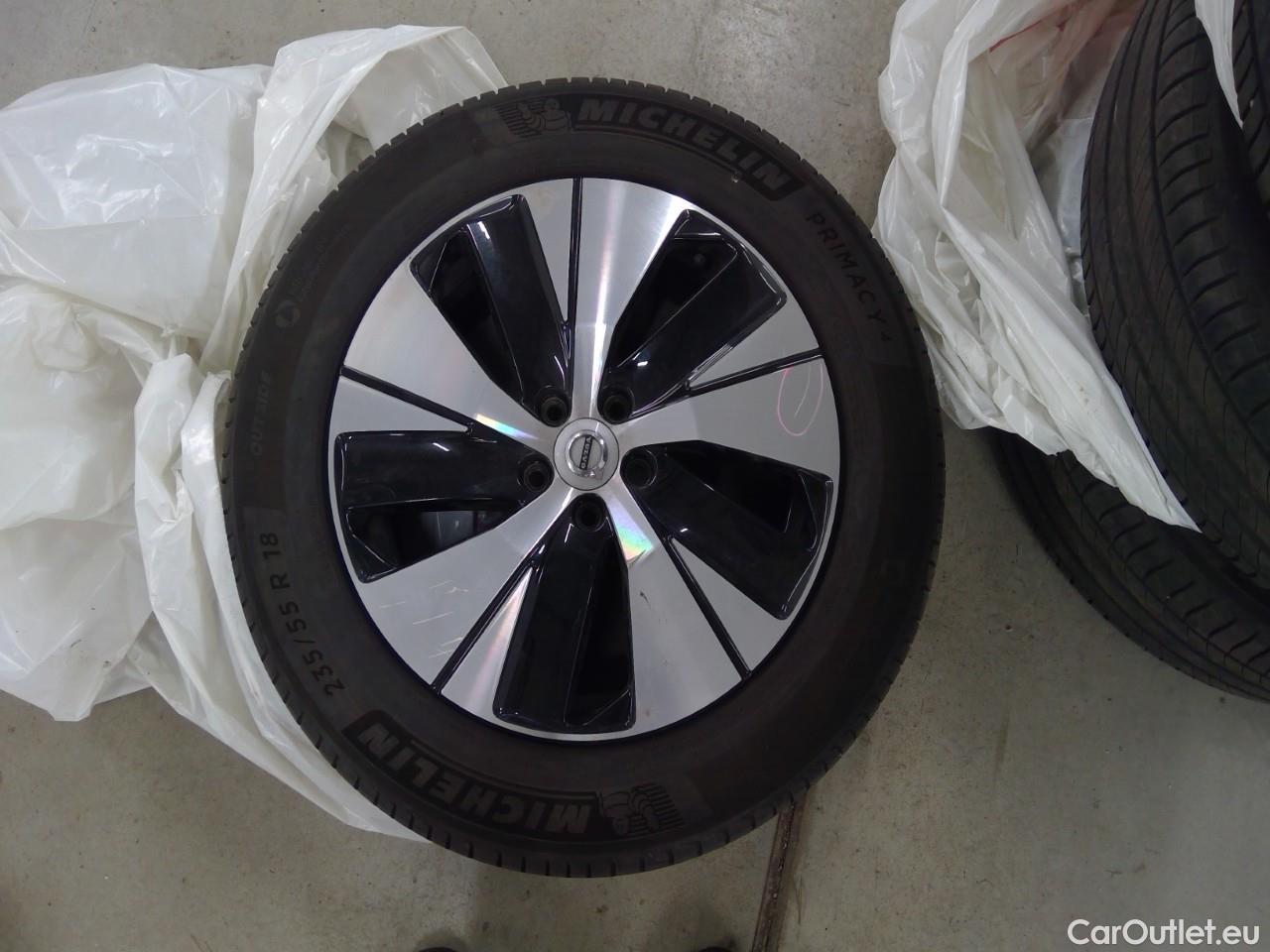  Volvo  XC 40 XC40 T4 Rech. Insc. Exp. Aut #2