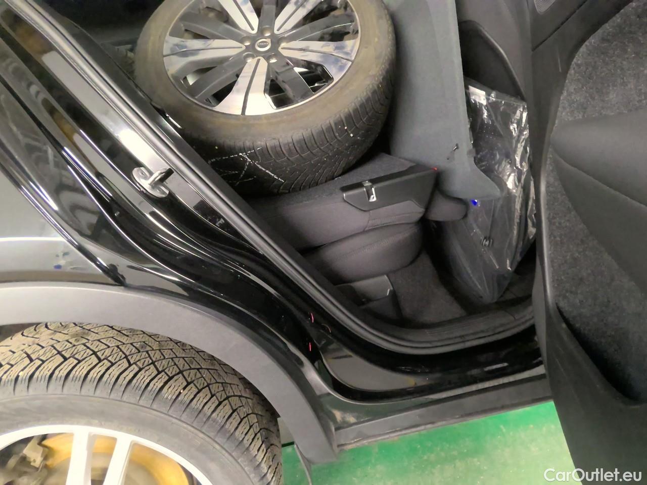  Volvo  XC 40 XC40 Recharge Plus Edition Aut #3