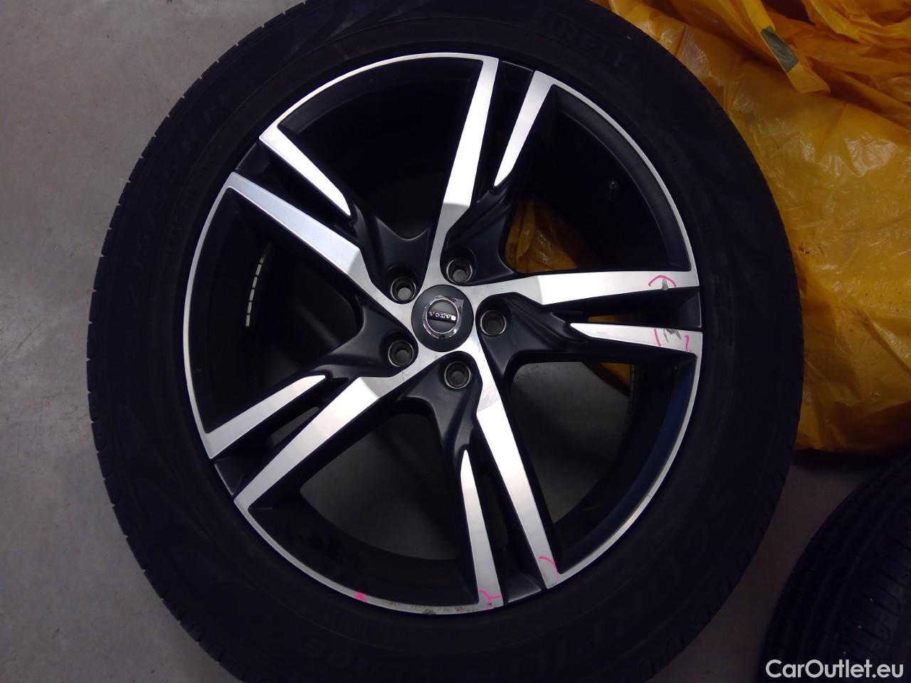  Volvo  XC60  T6 340 R-D. Rech. 4WD Aut #10