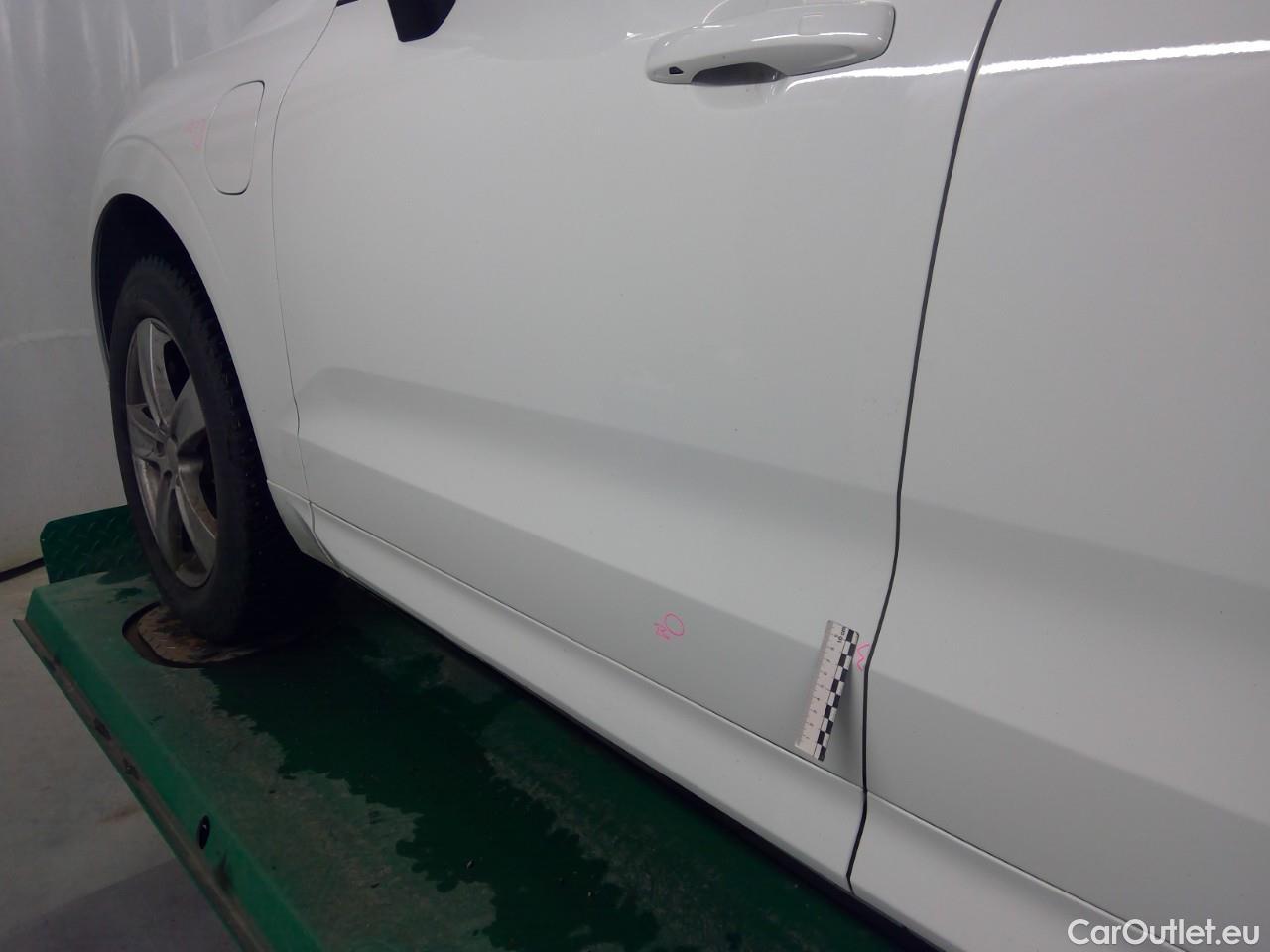  Volvo  XC60  T6 340 R-D. Rech. 4WD Aut #52