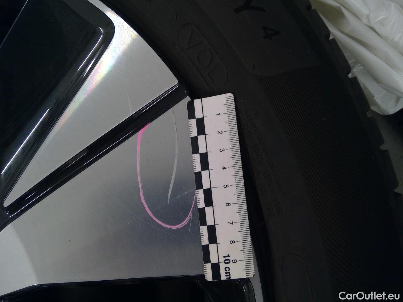  Volvo  XC 40 XC40 T4 Rech. Insc. Exp. Aut #1