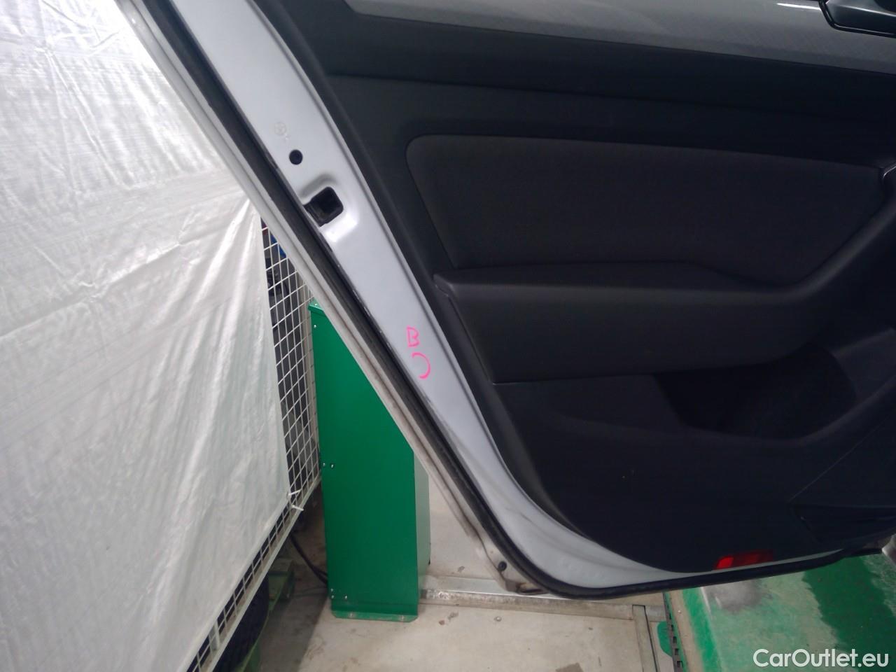  Volkswagen  Passat  SC TDI 150 Aut. #5