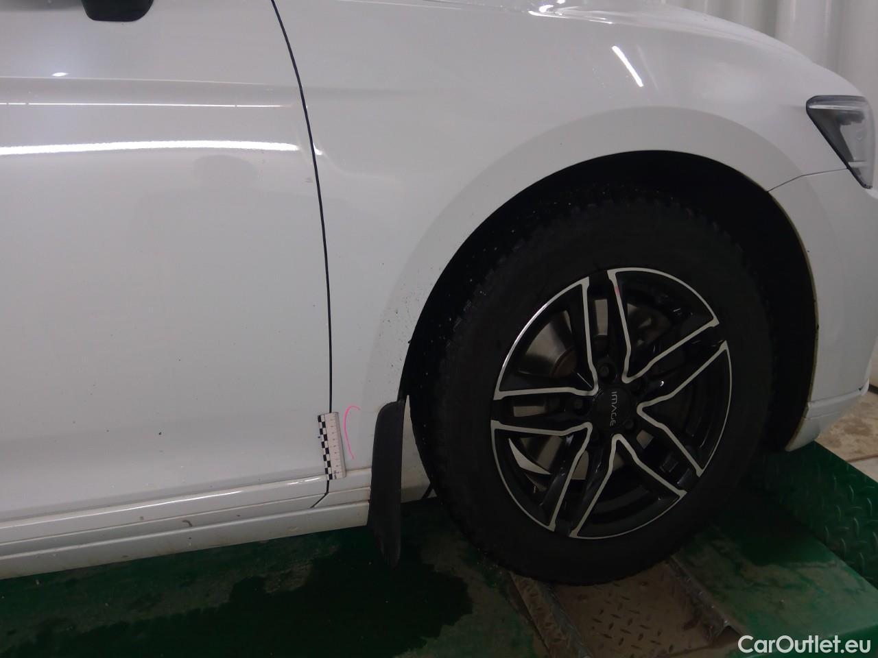  Volkswagen  Passat  SC TDI 150 Aut. #14