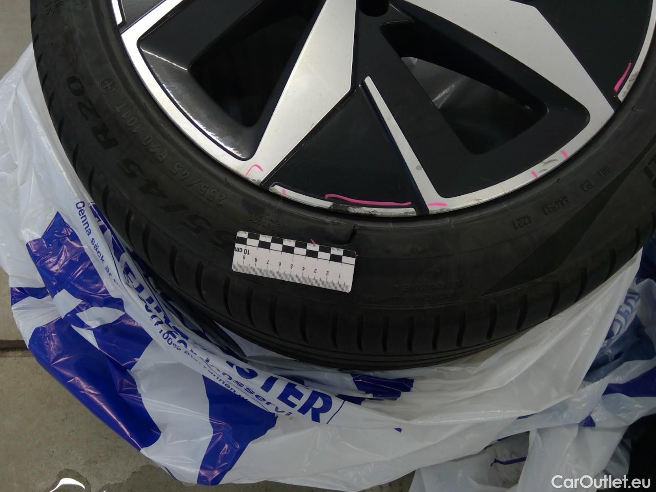  Volkswagen  ID.4  EV 77kWh GTX #6