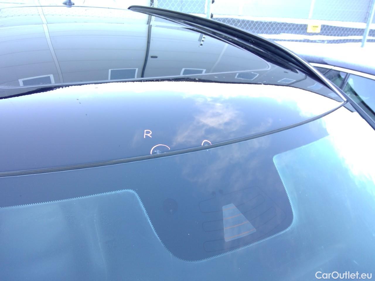  Volvo  XC90  T8 Recha.4WD R-Des.Aut 7s #58