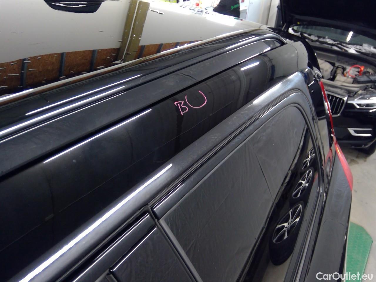  Volvo  XC90  T8 Recha.4WD R-Des.Aut 7s #41